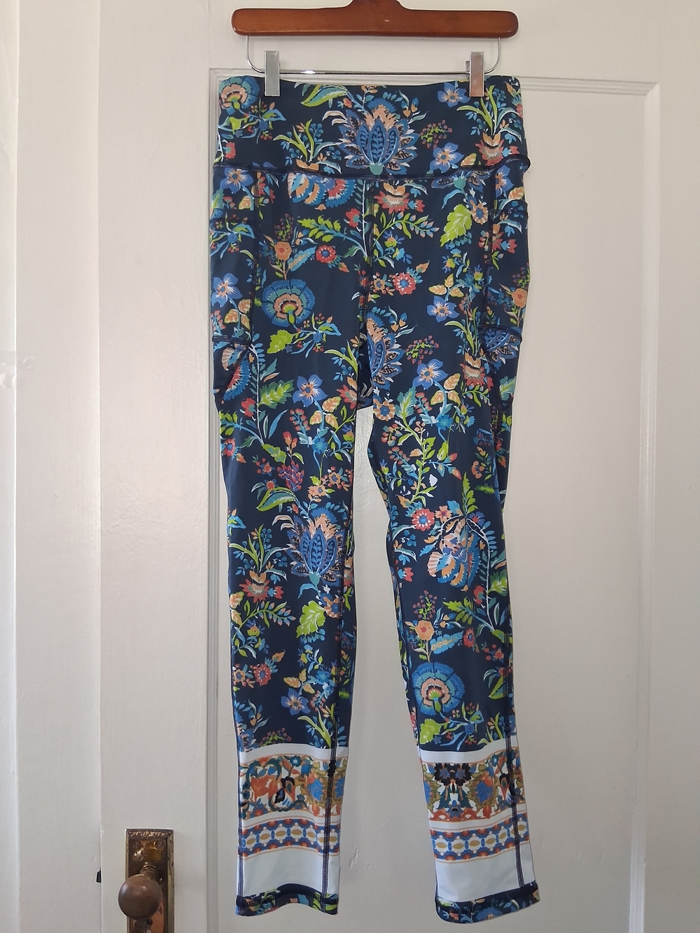 Tolani Collection Pants L Floral Geometric Stretch Pull On